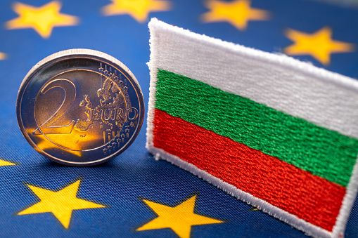 България да въведе еврото от 1 януари 2025 година Това