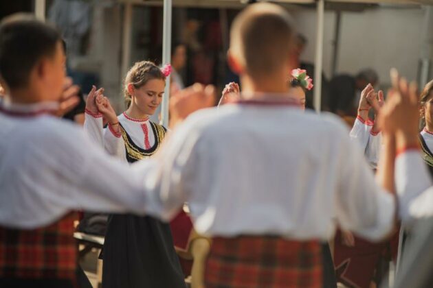 Фолклорен фестивал