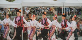 Фолклорен фестивал