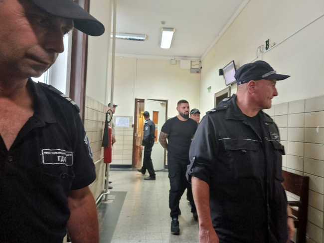 Старозагорският районен съд е взел най-тежката мярка за неотклонение Задържане