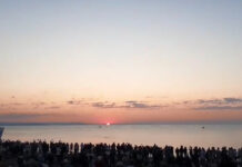 Изгрев, Джулай морнинг