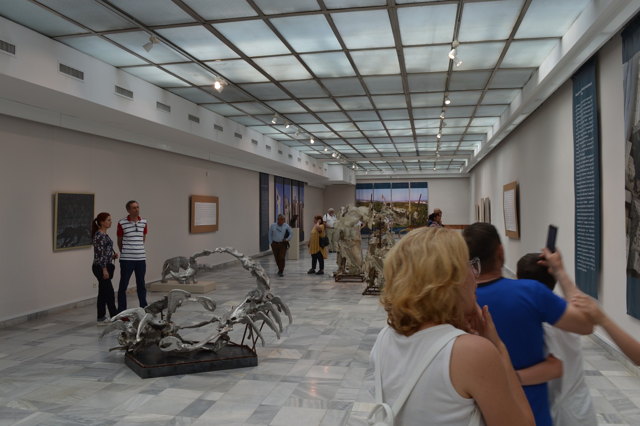 Изложба с творби и композиции на акад Крум Дамянов онасловена