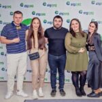 Христо Ковачев в средата