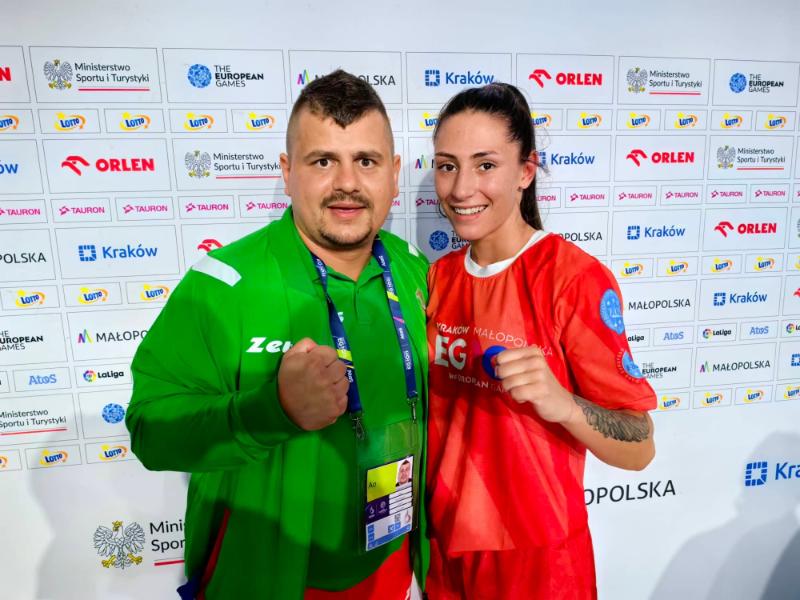 Кристина Николова се класира за финала в кат до 50