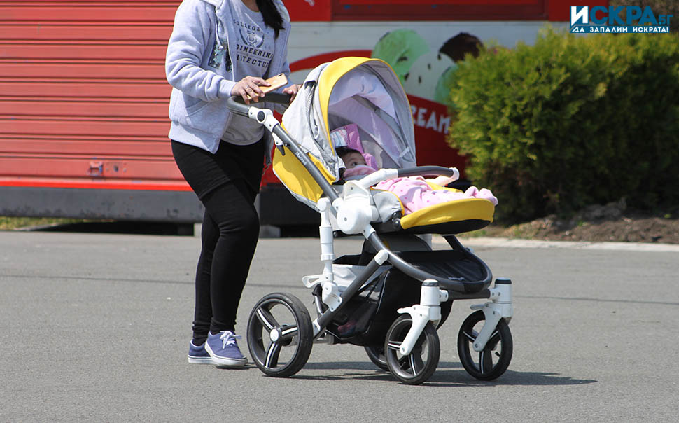 Шофьор на такси с търговищка регистрация е блъснал жена с