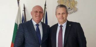 Министрите Галин Цоков и Александър Йоловски