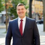 Никола Вапцаров