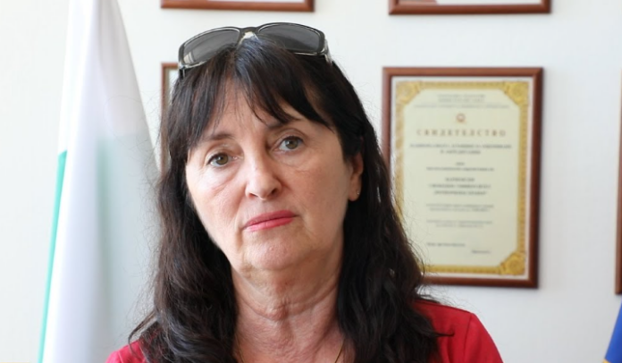 Проф. Даниела Бобева