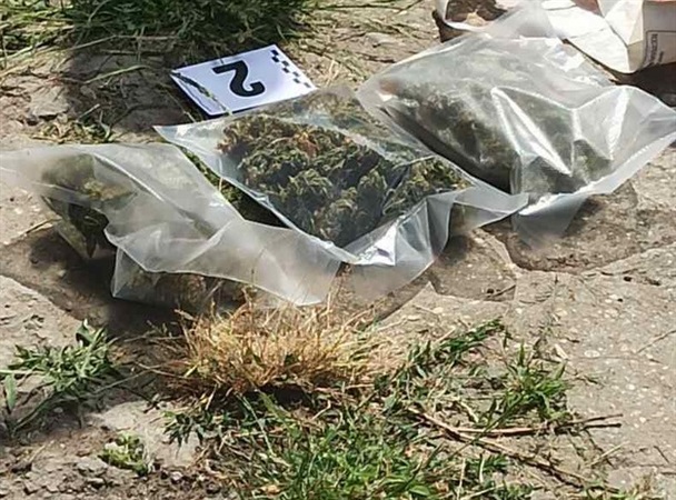 Двама души са били арестувани от ГДБОП в момент на