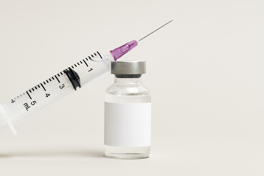 Спринцовки с метадон са били открити в гаража и дома