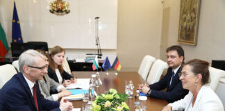 Акад. Николай Денков и Н. Пр. Ирене Планк