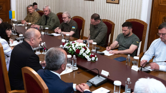 Среща между президентите Румен Радев и Володимир Зеленски