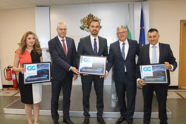 Глобален производител на високотехнологични критични компоненти за автомобилни и индустриални