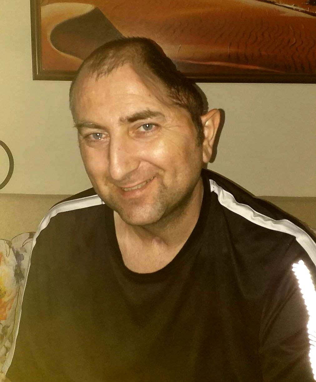 Баща на 7 годишно момченце от Бургас се нуждае спешно от