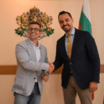 Андрей Арнаудов и министър Богдан Богданов