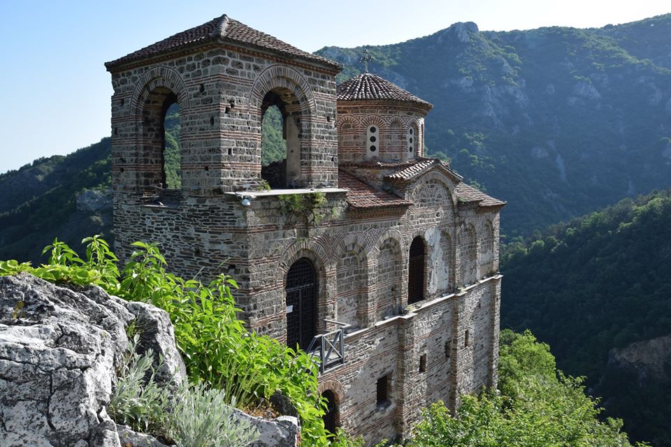 Двата основни асеновградски туристически обекта отчитат много добра посещаемост съобщиха