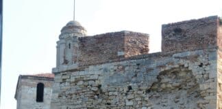 Крепост "Баба Вида"