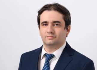 Божидар Божанов