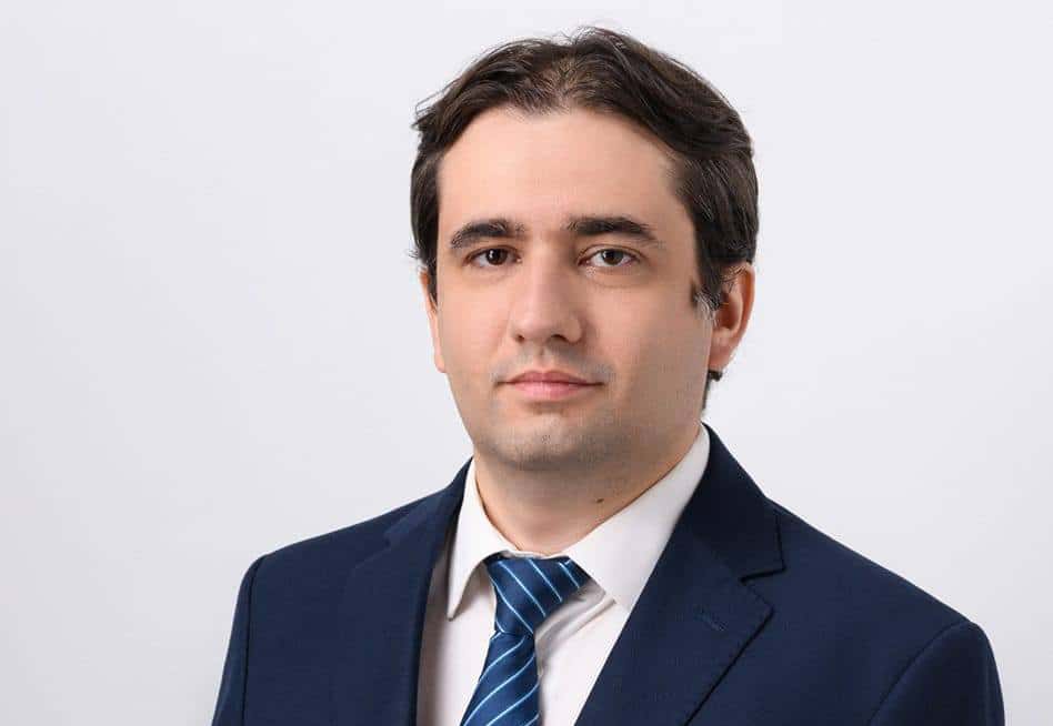 Депутатът от ПП-ДБ Божидар Божанов написа коментар в социалната мрежа