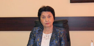 Емилия Лазарова