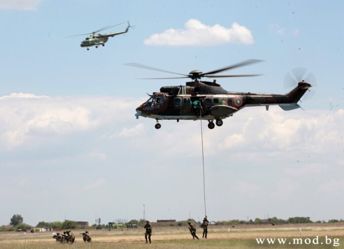 Военен хеликоптер