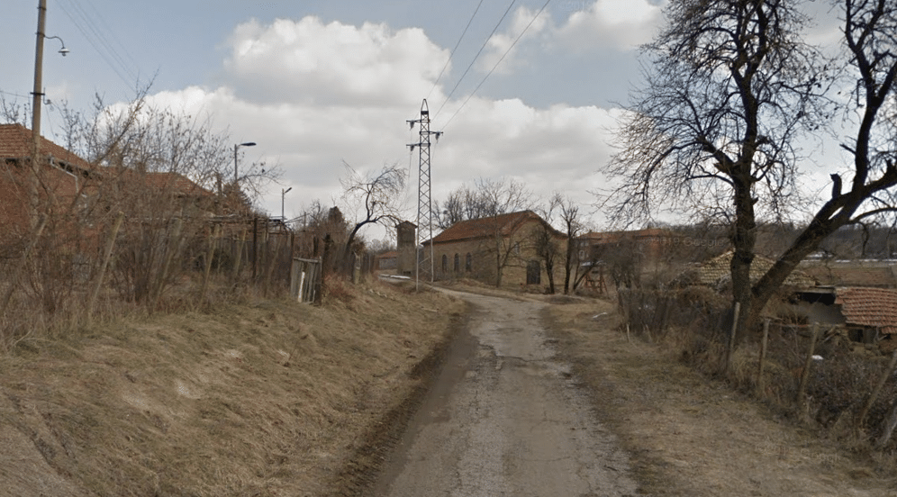 Жители селата Теменуга и Водно край Велико Търново излизат на