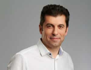 Кирил Петков