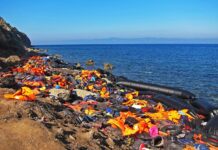 Мигранти, лодка.