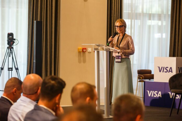 Министър Милена Стойчева