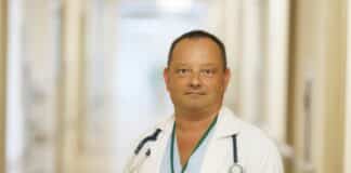 Подп. д-р Пламен Титоренков