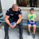 Полицай и намереното дете