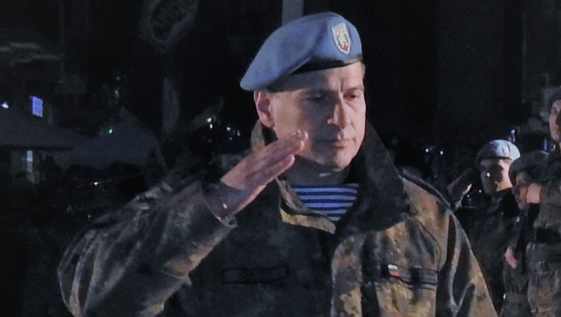 Днес полковник Тодор Грибачев който е командир на 86 група