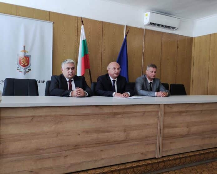 Представяне на старши комисар Даниел Луков