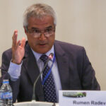 Румен Радев