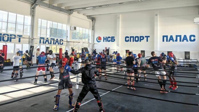 Спаринг срещи