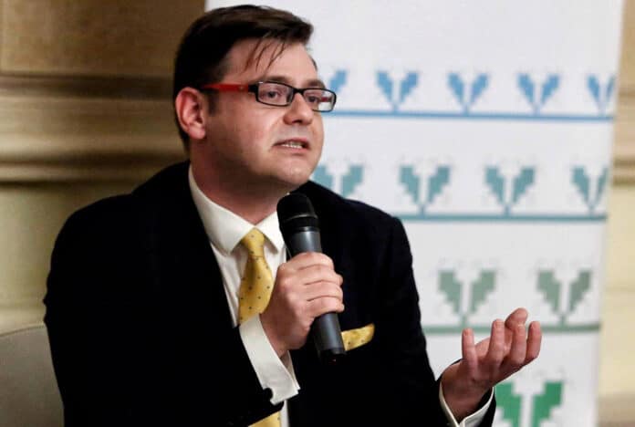 Теодор Славев