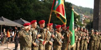 Сухопътни войски, военни