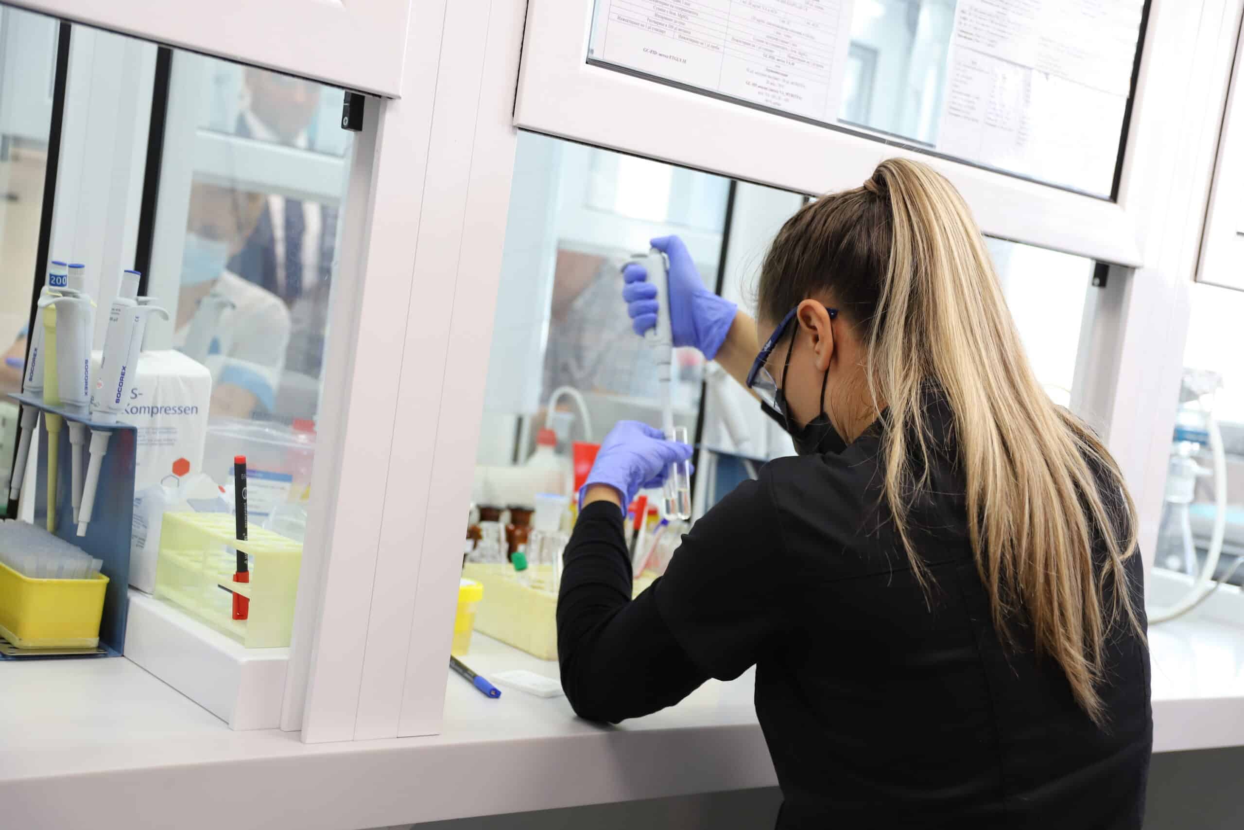 Разширяват капацитета на Химико токсикологичната лаборатория на Военномедицинска академия ВМА за