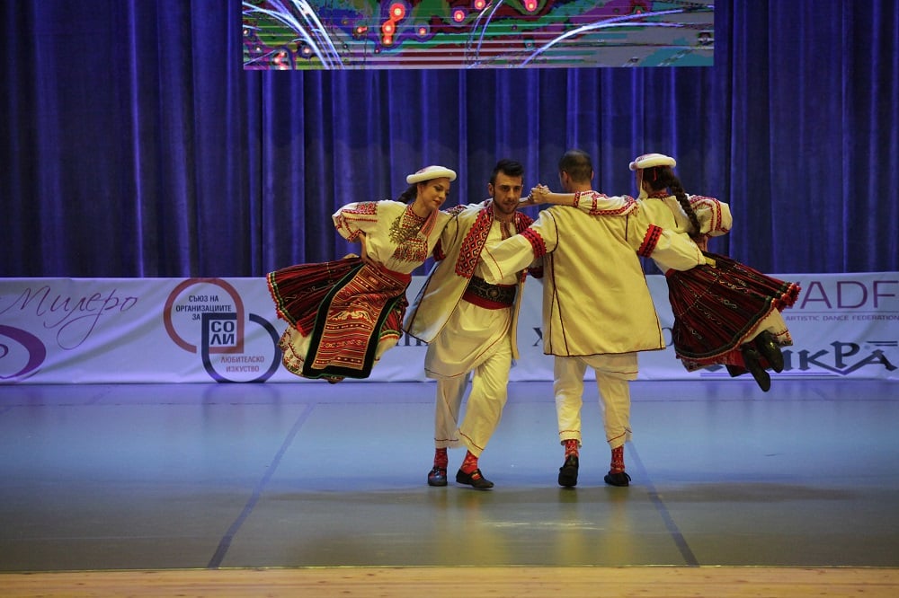 Над 400 участници ще се включат тази година Националния фолклорен