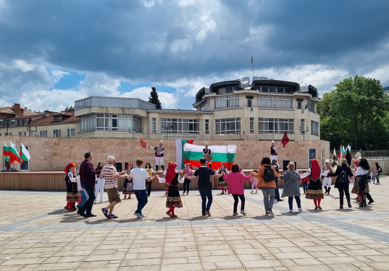 Община Асеновград чества 138 години от Съединението на България Тържествената