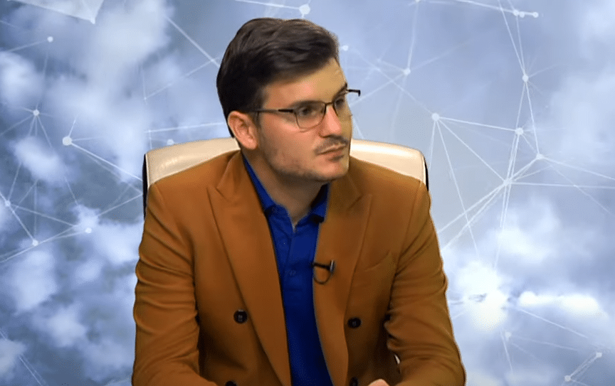 В момента сглобката се тресе с оглед на местните избори