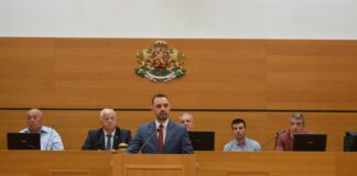 Богдан Богданов