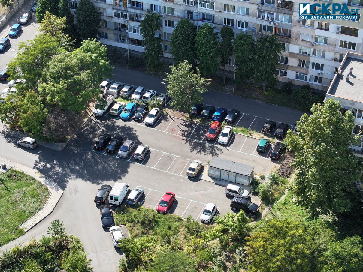Паркингите на полицията в Пловдив се оказаха тесни за огромния