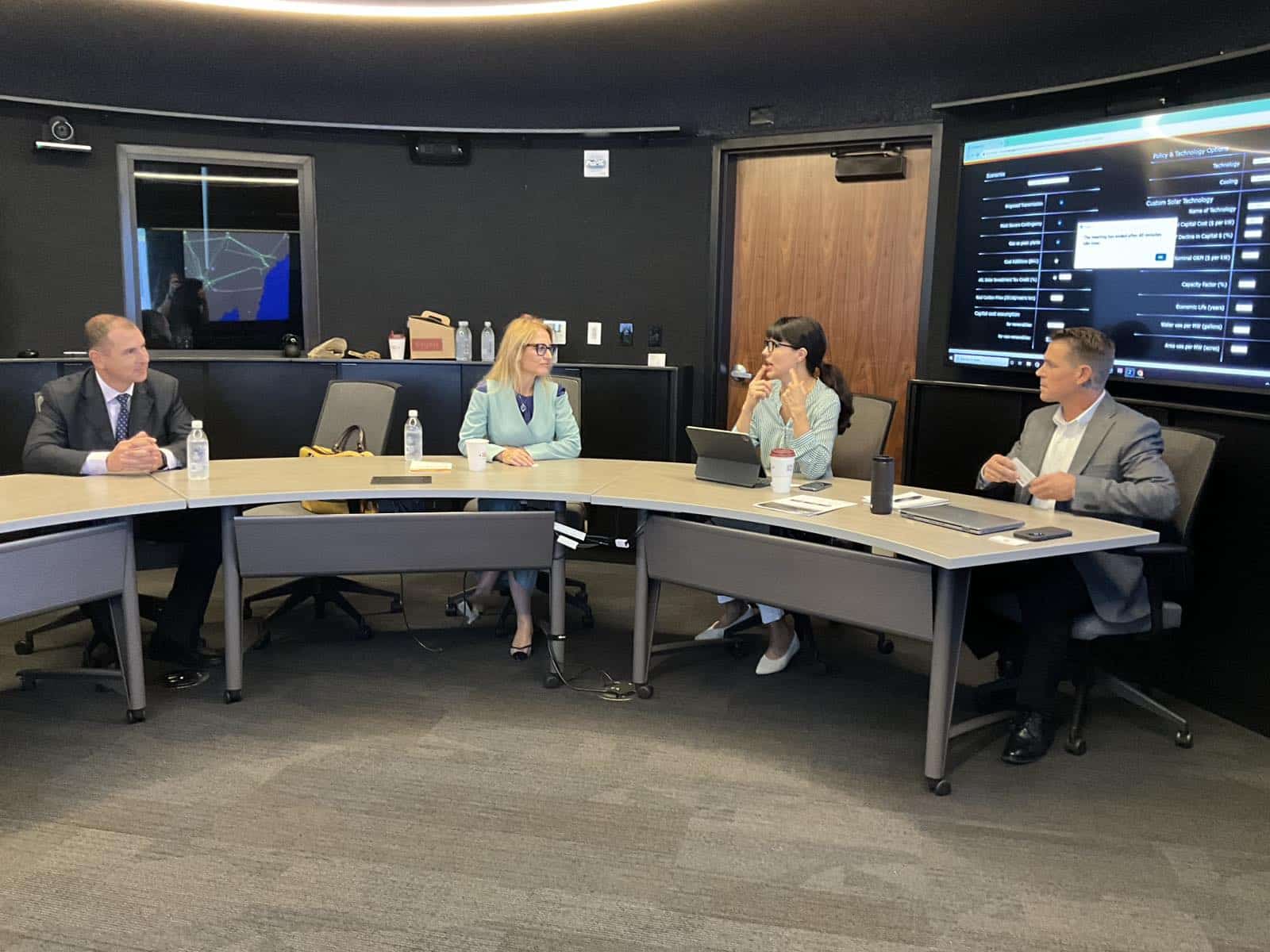 Сътрудничество в областта на микроелектронната индустрия – това е било