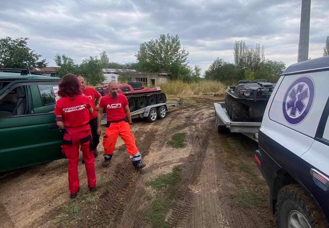 Екипи на Национална асоциация на доброволците в Република България НАДРБ