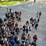 Училищен двор