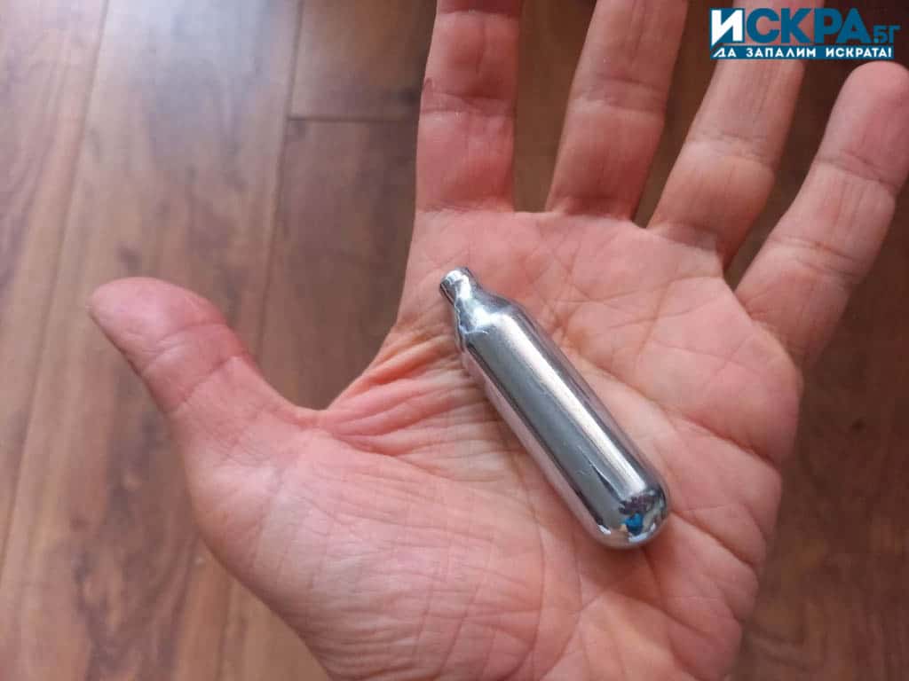 Свободната продажба на райски газ у нас продължава въпреки че