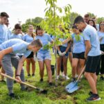 "Градината на света”