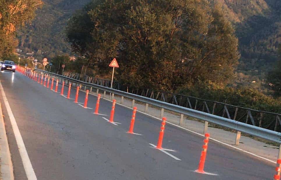 По част от пътната мрежа в Дупница се монтират гъвкави