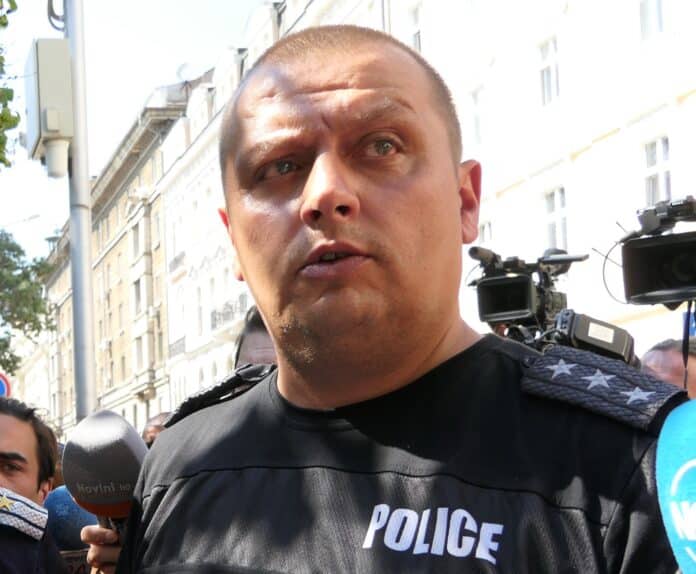 Комисар Тони Тодоров